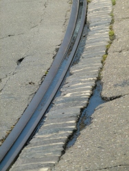 p2000997r