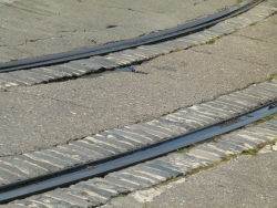 p2000998