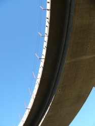 p1220557r