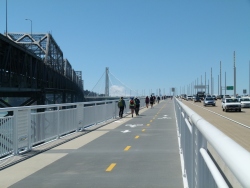 p2090057