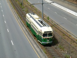 p2320943