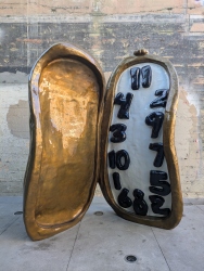 pxl20251211193631610