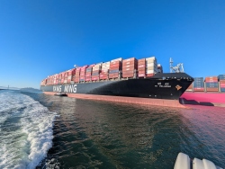 pxl20251212224922045