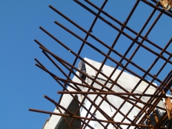 p2370661