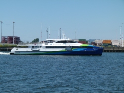 p2370051