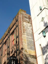 p1220061r