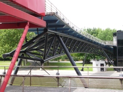 p1000561