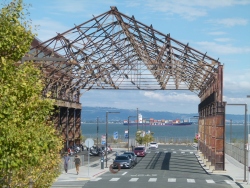 p2370232