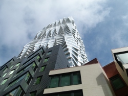 p2320776