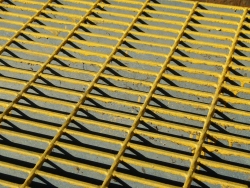 p2080937