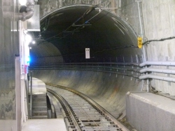 p2340956