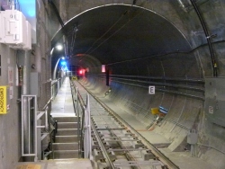 p2340960