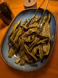 pxl20251128015821216