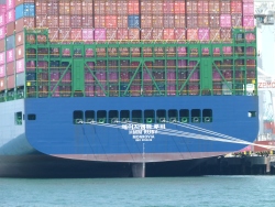 p2370090